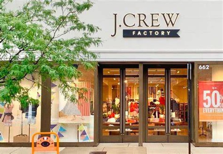 Are all J Crew stores closing?