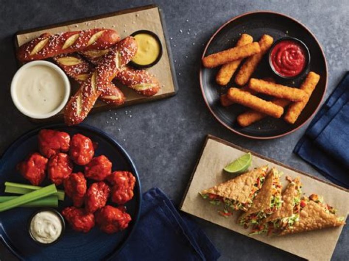 Are appetizers half off at Applebee’s?