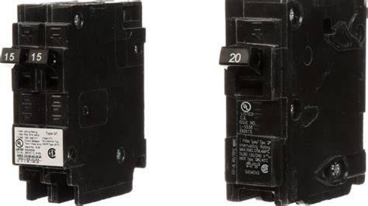 Are Eaton breakers compatible with Siemens?