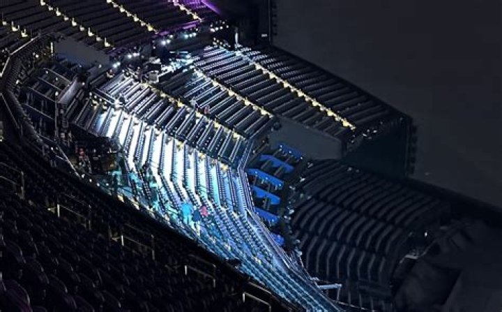 Are floor seats more expensive?
