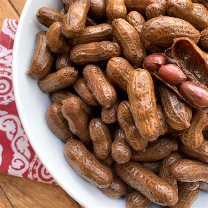 Are green peanuts and raw peanuts the same thing?