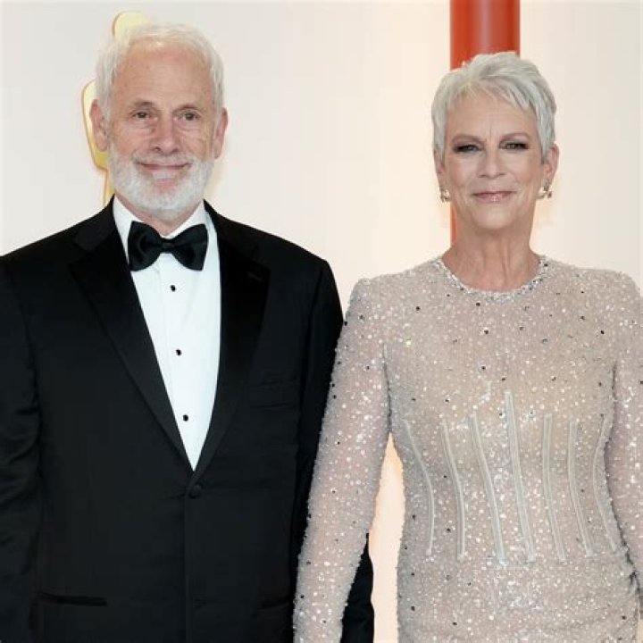 Are Jamie Lee Curtis and Christopher Guest still married?
