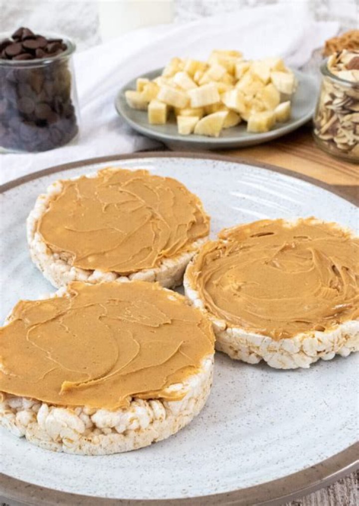 Are rice cakes and peanut butter good for weight loss?