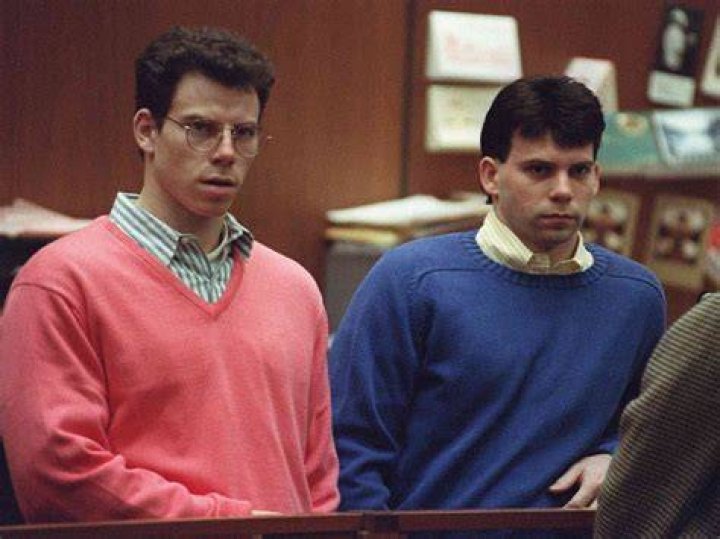 Are the Aldi brothers still alive?