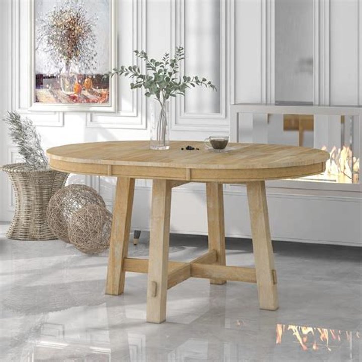 Can a 54 inch round table seat 6?