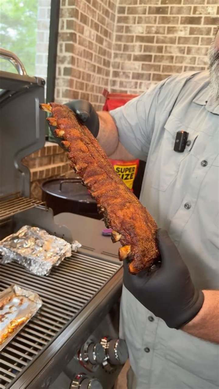 Can BBQ stay out overnight?