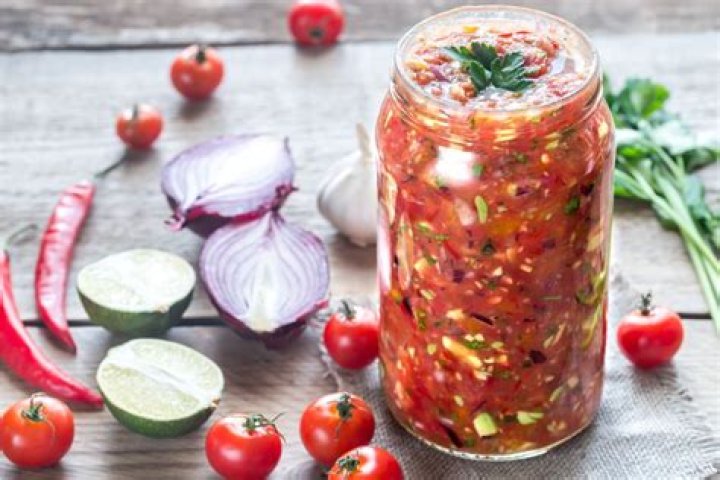 Can I freeze fresh salsa without cooking it?