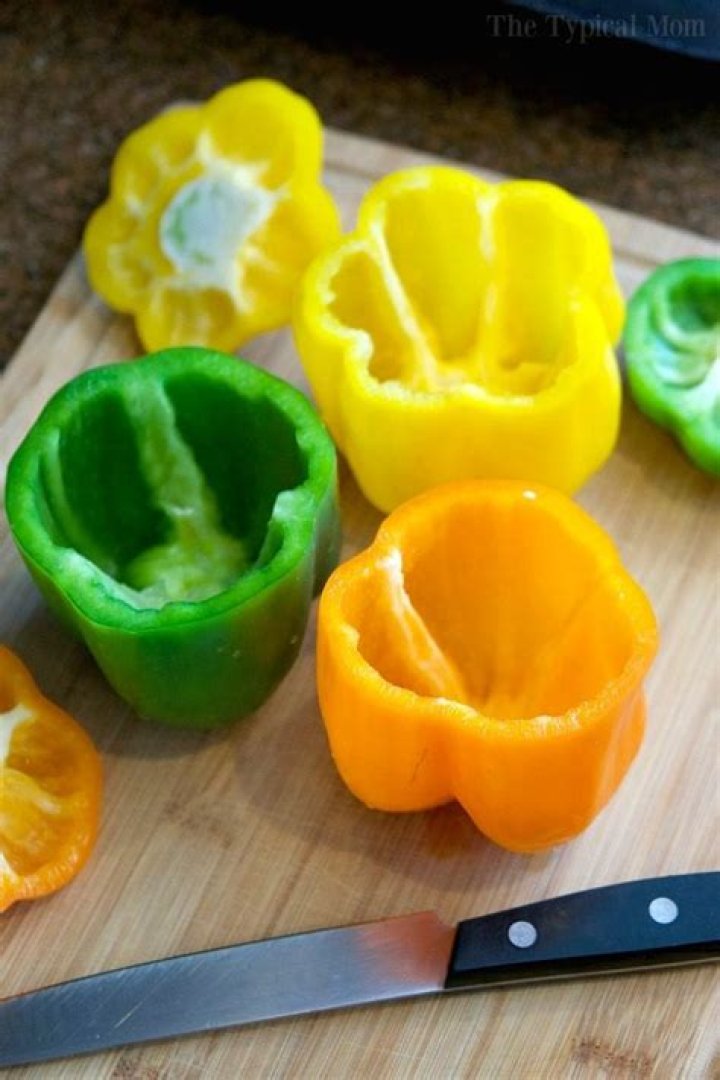 Can you blanch bell peppers to remove skin?