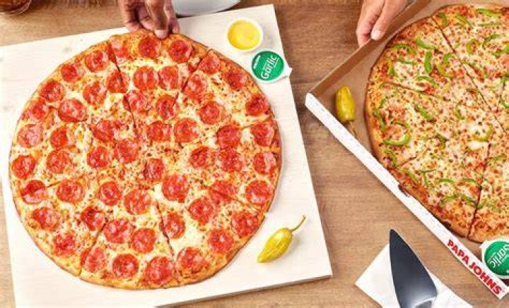 Can you do half and half pizza at Papa John’s?