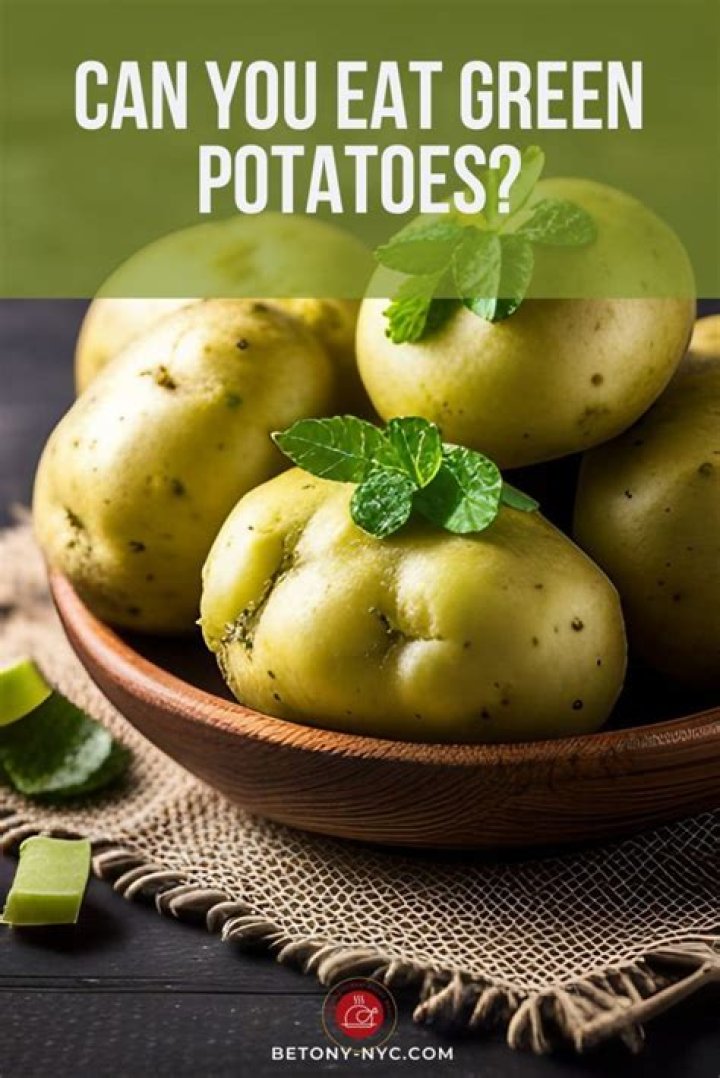 Can you eat green potatoes while pregnant?