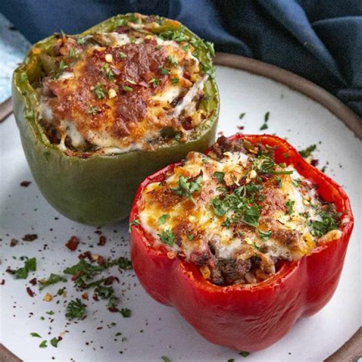 Can you freeze stuffed peppers with raw meat?