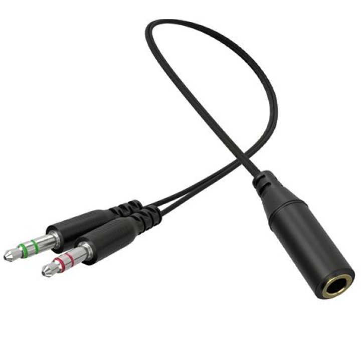 Can you plug an AUX cable into a headphone jack?
