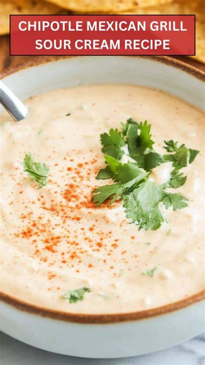 Can you reheat Chipotle with sour cream?