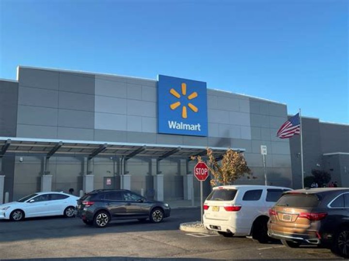 Can you sleep in Walmart parking lot in NJ?