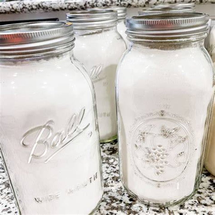 Can you store flour in Mason jars?