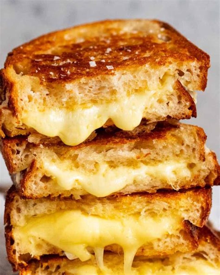Can you use olive oil instead of butter for a grilled cheese?