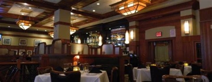 Did McCormick and Schmick’s go out of business?