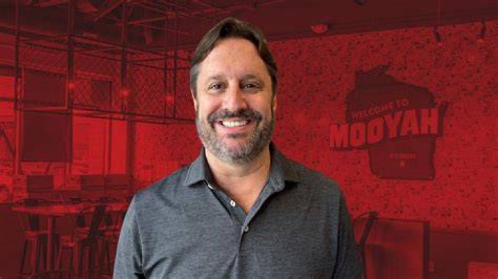 Did mooyah go out of business?