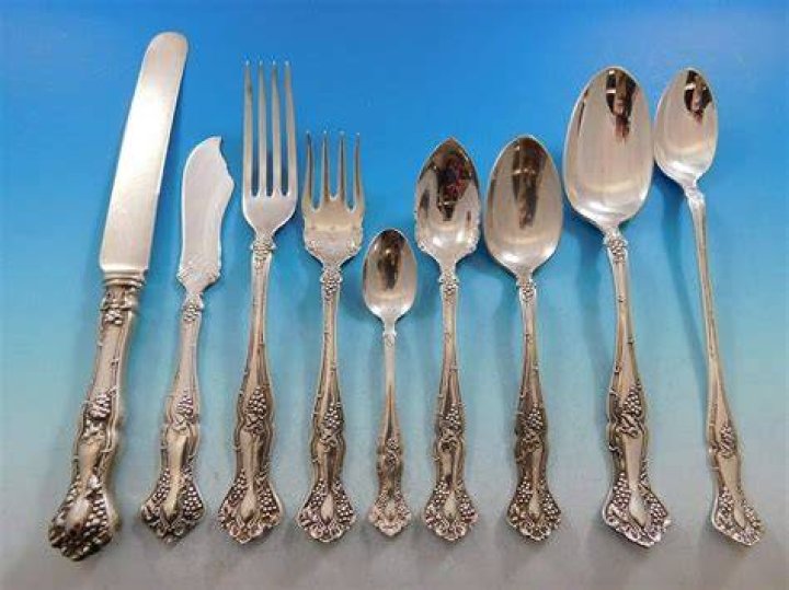Did Rogers Bros make sterling silver?