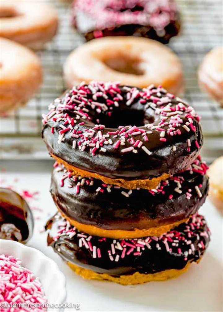 Do glazed donuts have egg?
