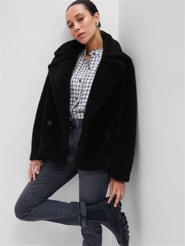 Do sherpa jackets keep you warm?