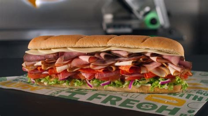 Do Subway workers get free subs?