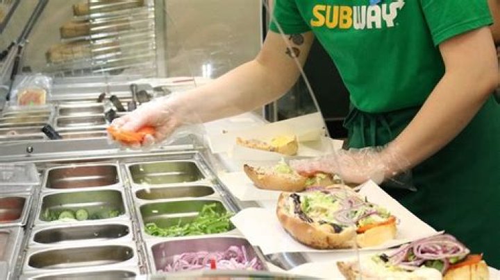 Do you need experience to work at Subway?