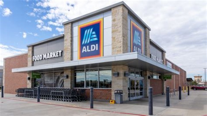 Does Aldi have planters?