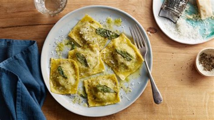 Does Aldi sell beef ravioli?