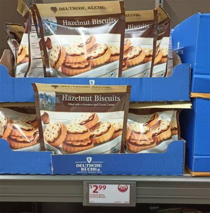Does Aldi sell German cookies?