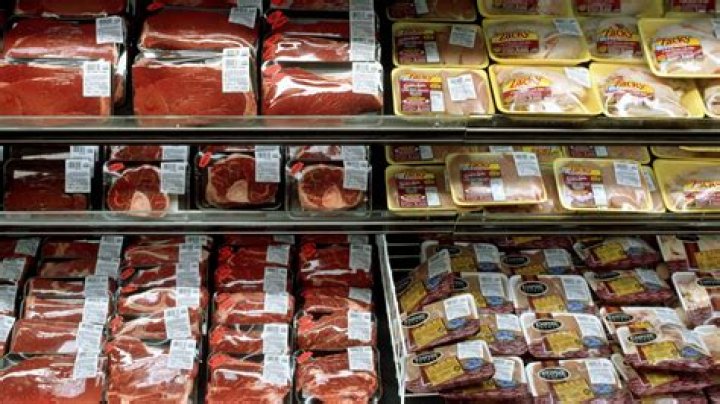 Does Aldi sell horse meat?