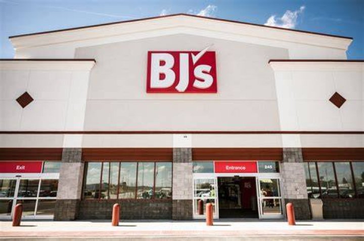 Does BJ’s make their own beer?