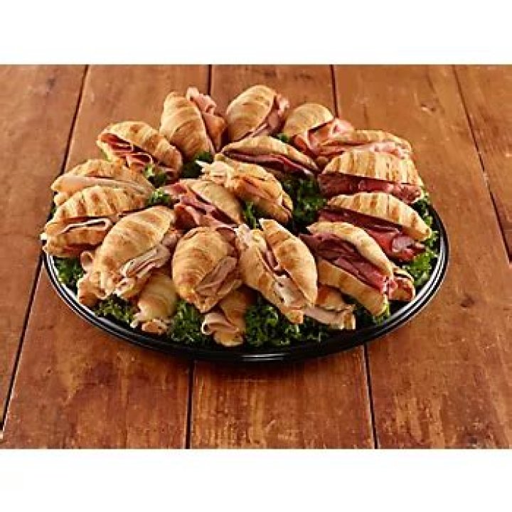 Does BJS make sandwich platters?
