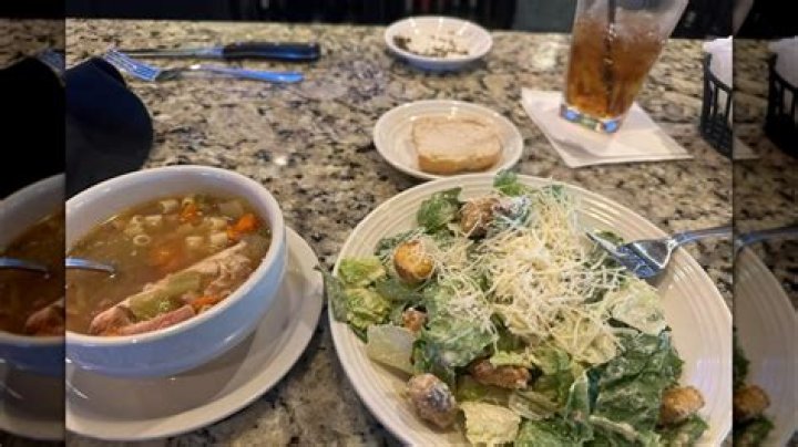 Does Carrabba’s have unlimited salad?