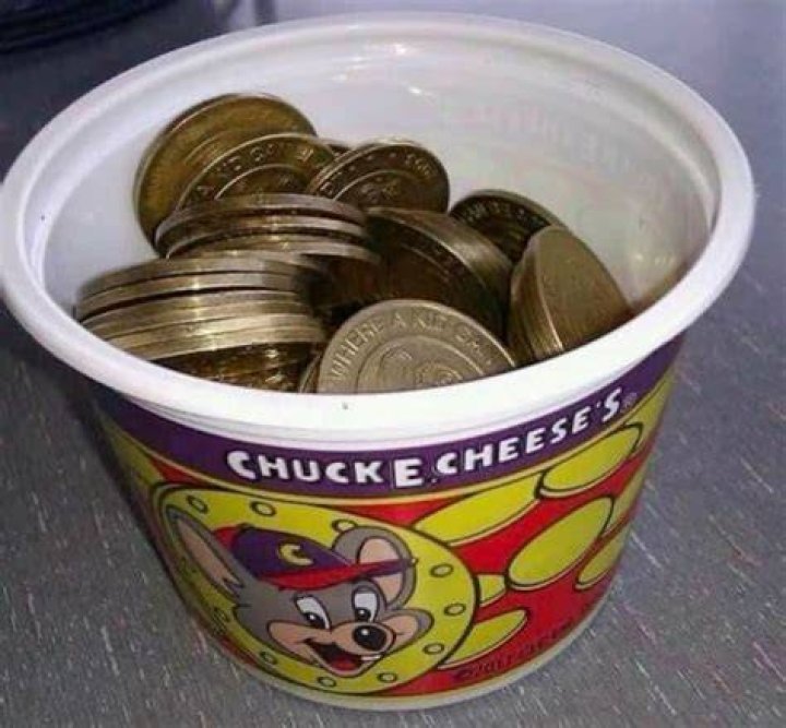 Does Chuck E. Cheese take old tokens?
