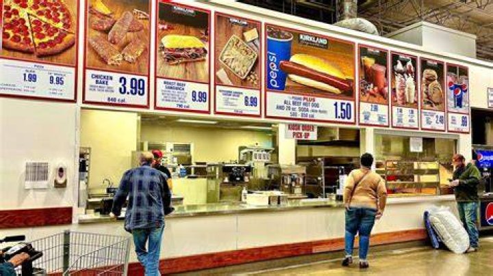 Does Costco make money on the food court?
