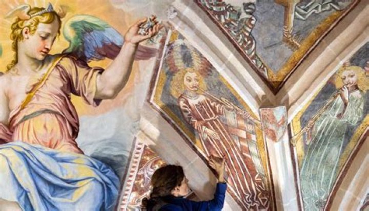 Does fresco mean cool?
