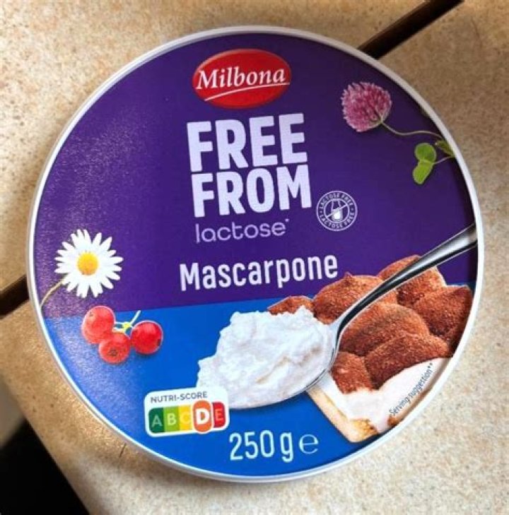 Does mascarpone cheese contain lactose?