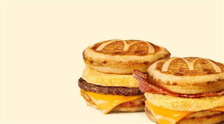 Does Mcdonalds sell hashbrowns all day?