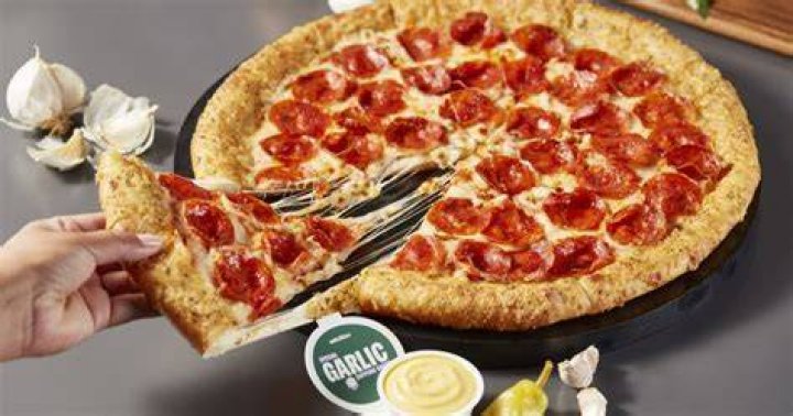 Does Papa John’s Bake or fry their wings?