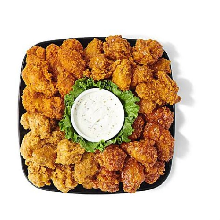 Does Publix have a wing platter?