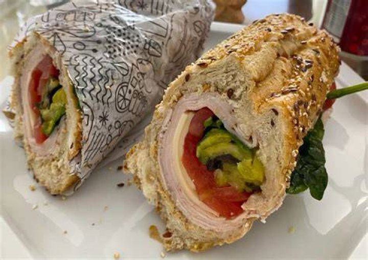 Does Publix make finger sandwiches?