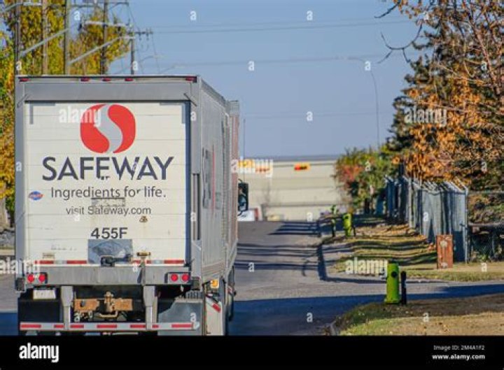 Does Safeway deliver groceries in Canada?