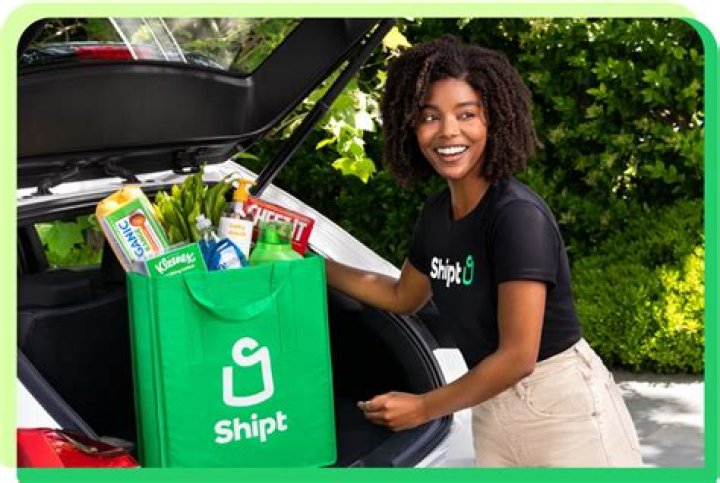 Does Shipt deliver alcohol from Publix?