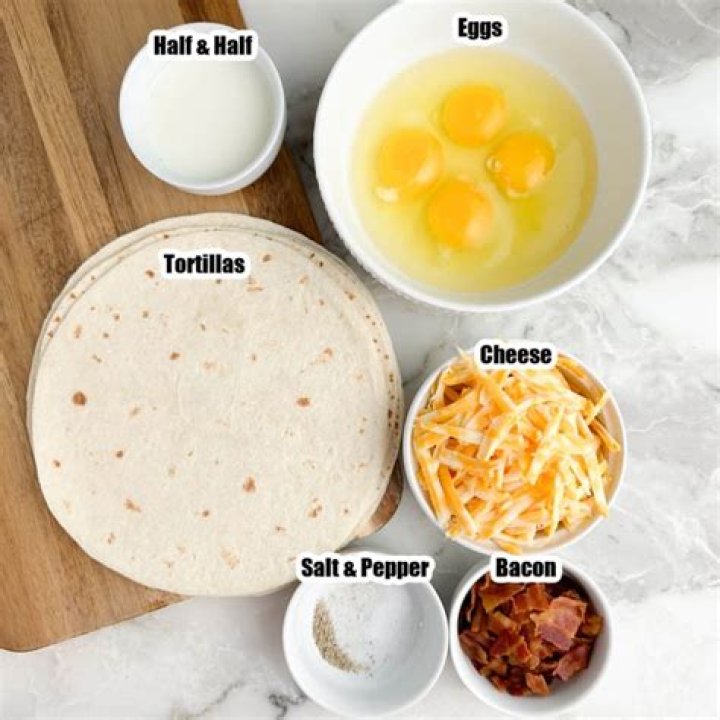 Does Taco Bell use real eggs in their breakfast?