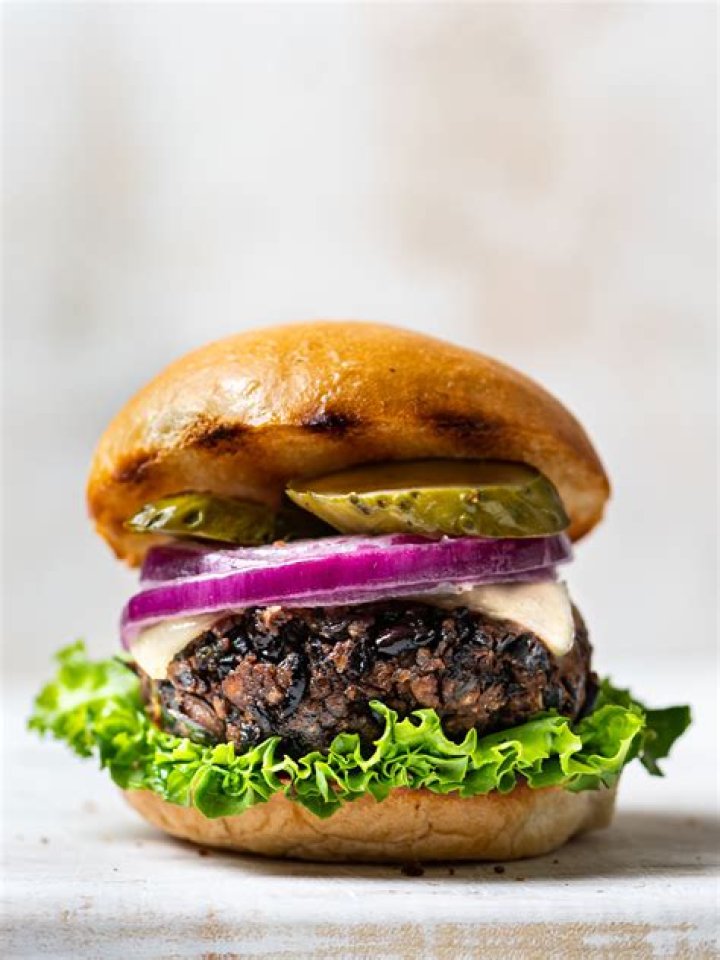Does Wendy’s have a black bean burger?