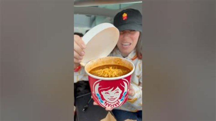 Does Wendy’s have a family size chili?