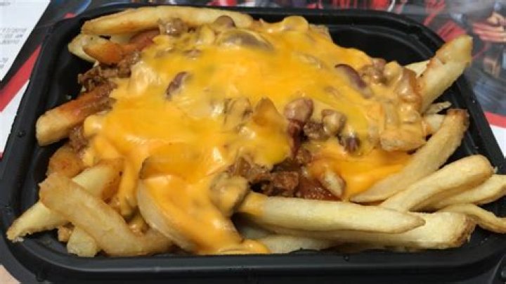 Does Wendy’s have chili cheese fries 2021?