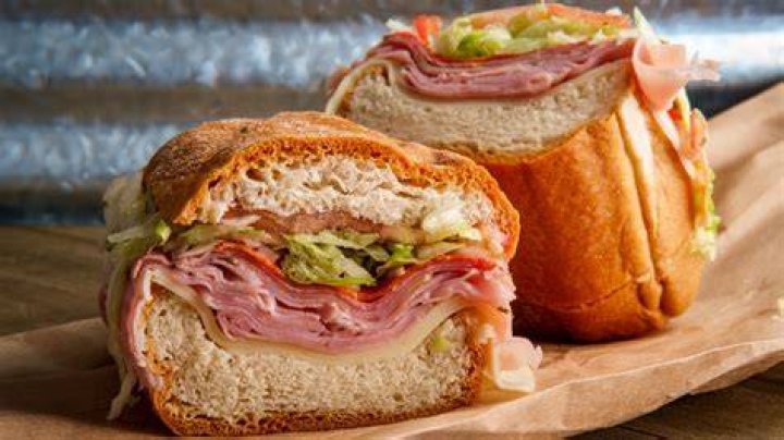 How big is a medium sandwich at Deli Delicious?