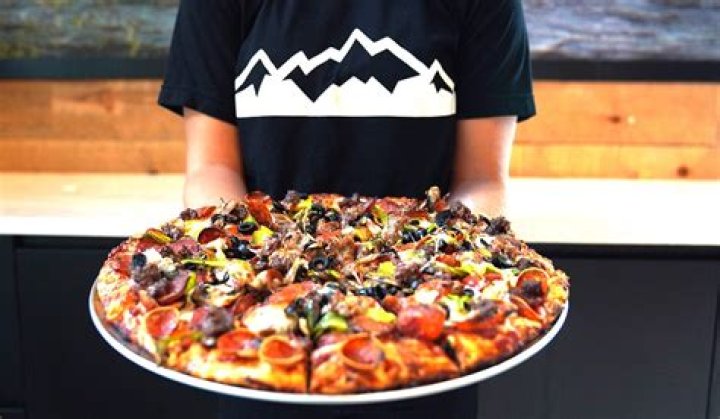 How big is a mountain size pizza from Mountain Mike’s?
